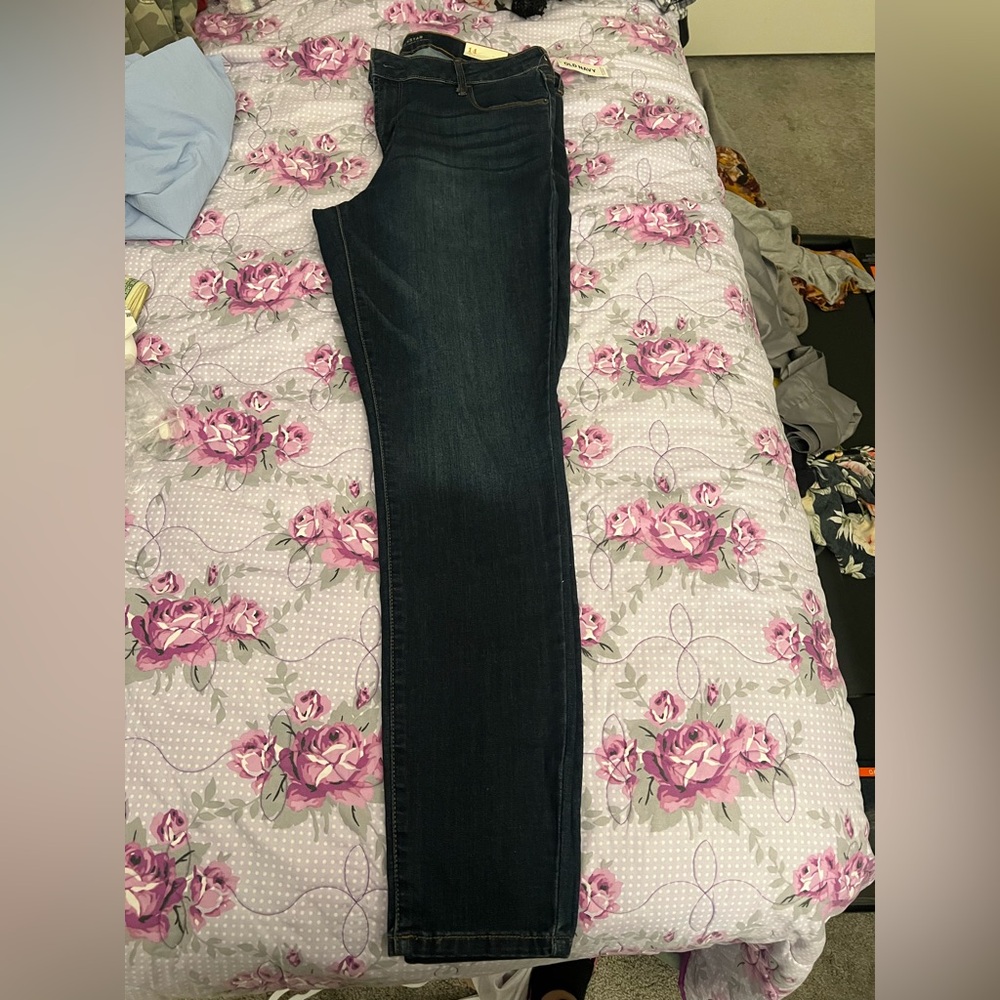 Old Navy Women's Deep Indigo Straight Leg Jeans